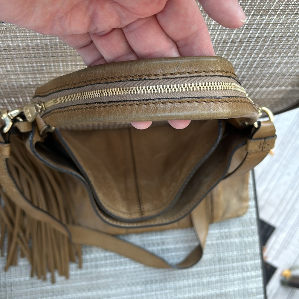 GIVENCHY BROWN LEATHER TASSEL BOHO BAG-VINTAGE! - Picture 5 of 11
